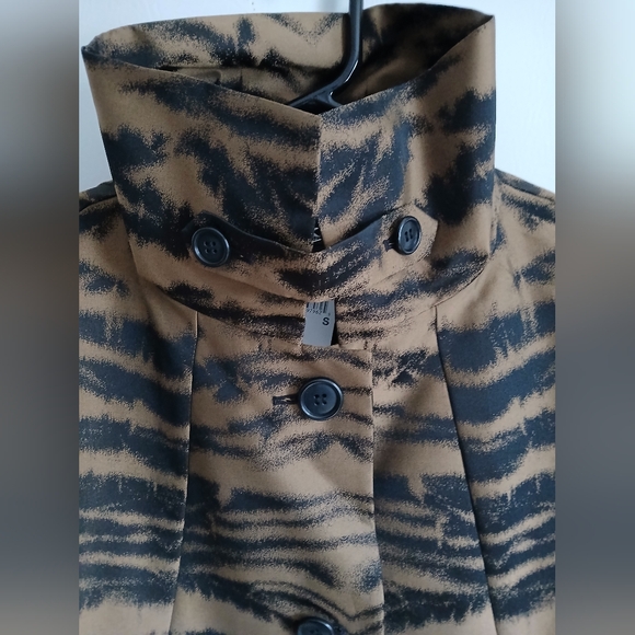 DKNY Black & Brown Animal Print Mid Length Lightweight Coat SzS Pockets - Picture 2 of 16
